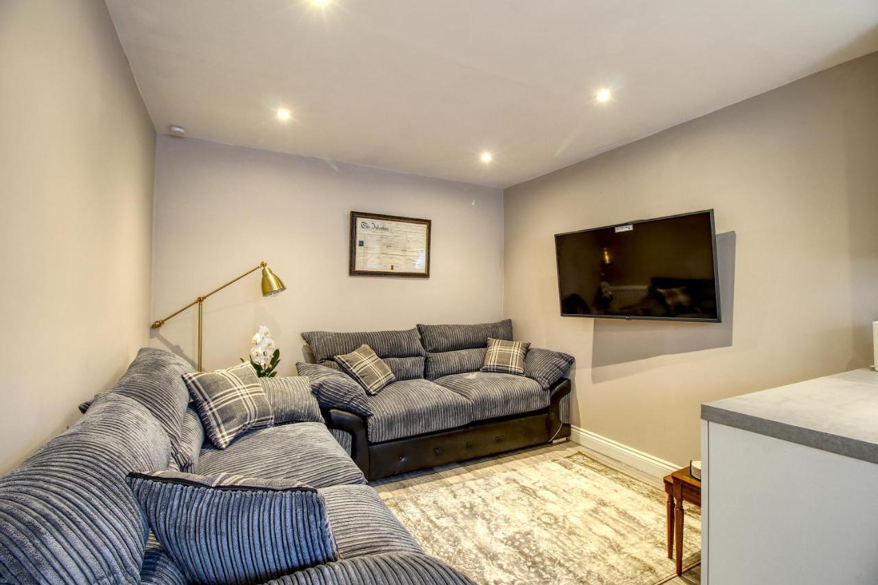 6 Dbl Bed, Central Huddersfield House Inc Parking 외부 사진