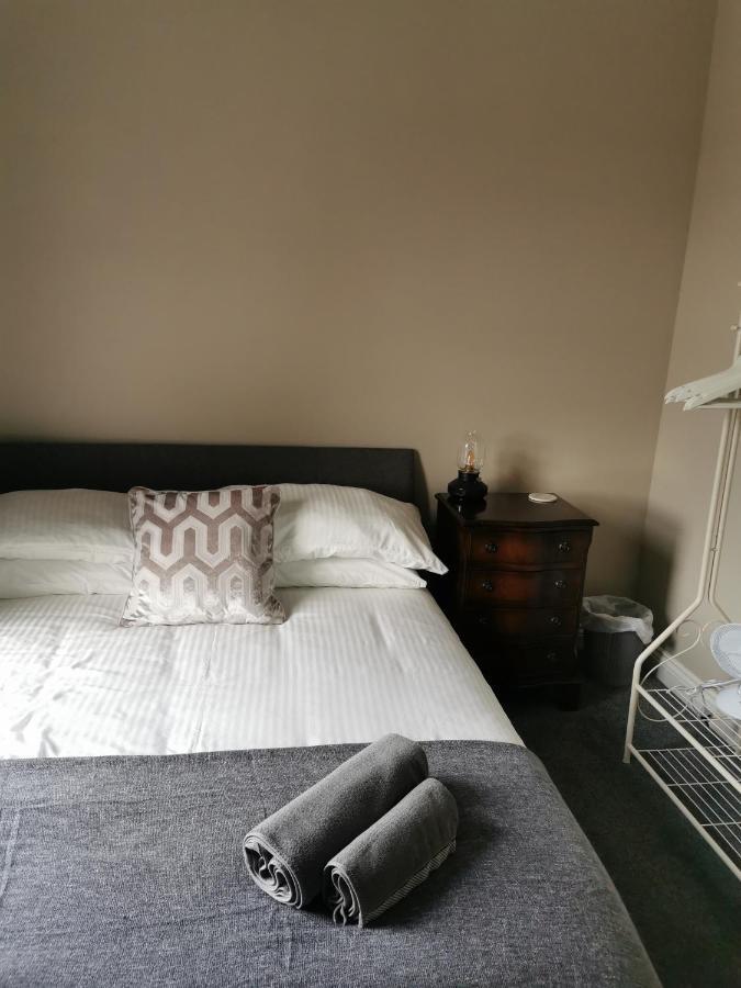 6 Dbl Bed, Central Huddersfield House Inc Parking 외부 사진